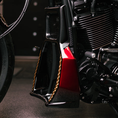 "Avenger" Series Softail M8 Kühlerabdeckung 2018-2025