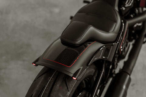 M8 Softail Heckfender „Rodstr“ 2018-2025 für 180-200 breite Reifen