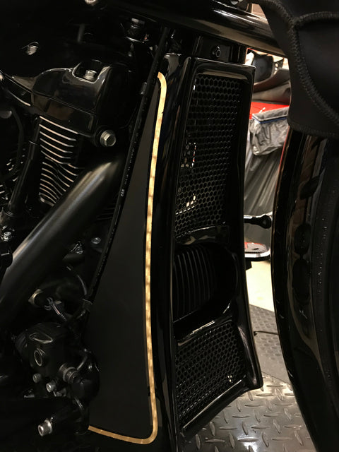 „Aggressor“-Serie Touren-Kühlerabdeckung 2017–2023