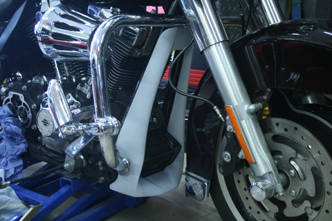 Celtic-Kinnschutz für Harley Davidson Touring Modelle 2009-2016 mit Ölkühler