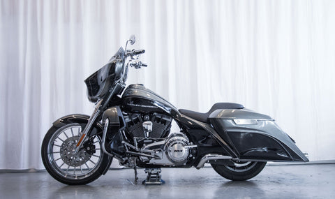 Satz gestreckter Kotflügel und Satteltaschen Magnus für Harley Davidson Touring ab 2014