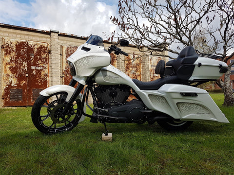 Gestreckte Seitenverkleidungen für Harley Davidson Touring Modelle ab 2014