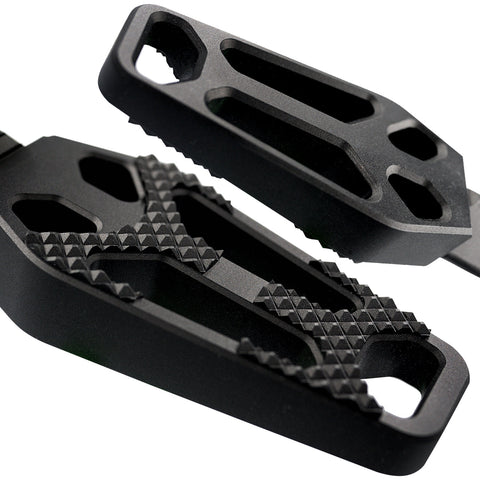 Crook Series Fahrerfußrasten für Harley Davidson M8 Softail Modelle