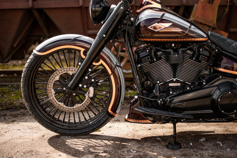 23" Front Wrap Fender 2018-2025 M8 Softail „Competition Series“