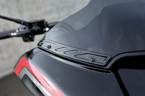 Black Series Windschutzscheibenverkleidung für Harley Davidson Road Glide 2015-2023