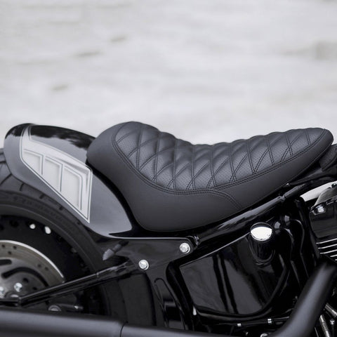 Kurzer Bobber Softail Heckfender und Sitzkit 2008-2017 „Short Oval“